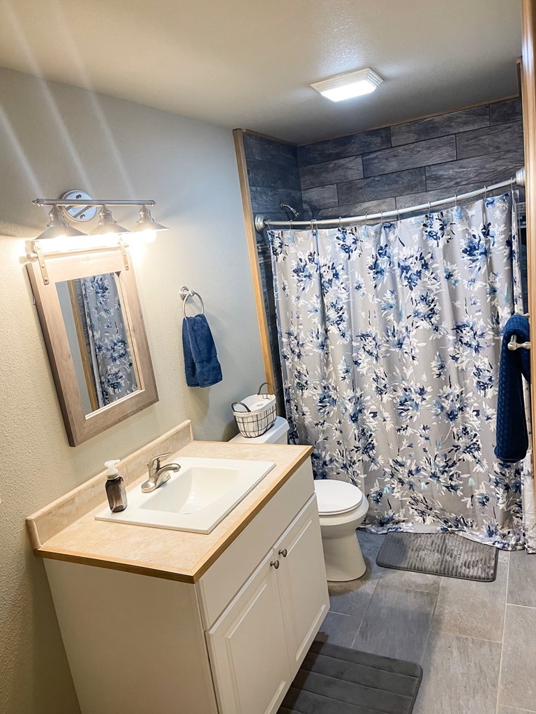 415880 Murphy Residential