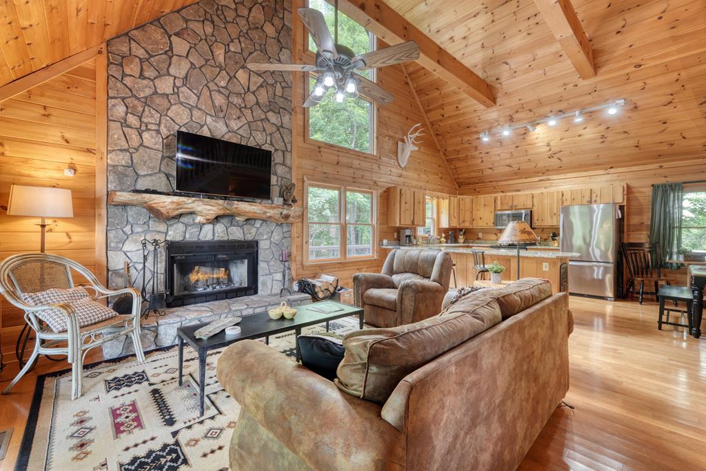 415891 Blue Ridge Residential
