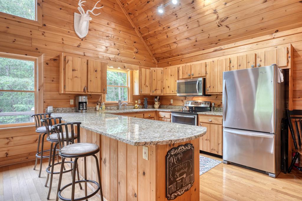 415891 Blue Ridge Residential