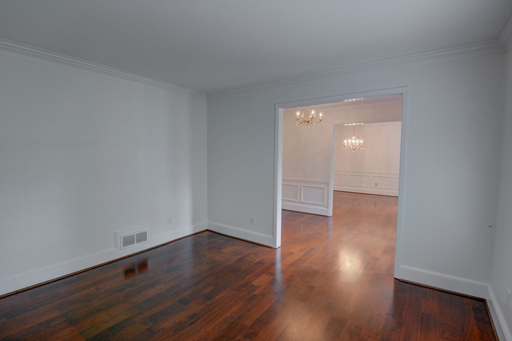 415897 Peachtree Corners Residential