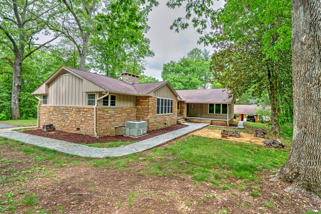 415902 Murphy Residential