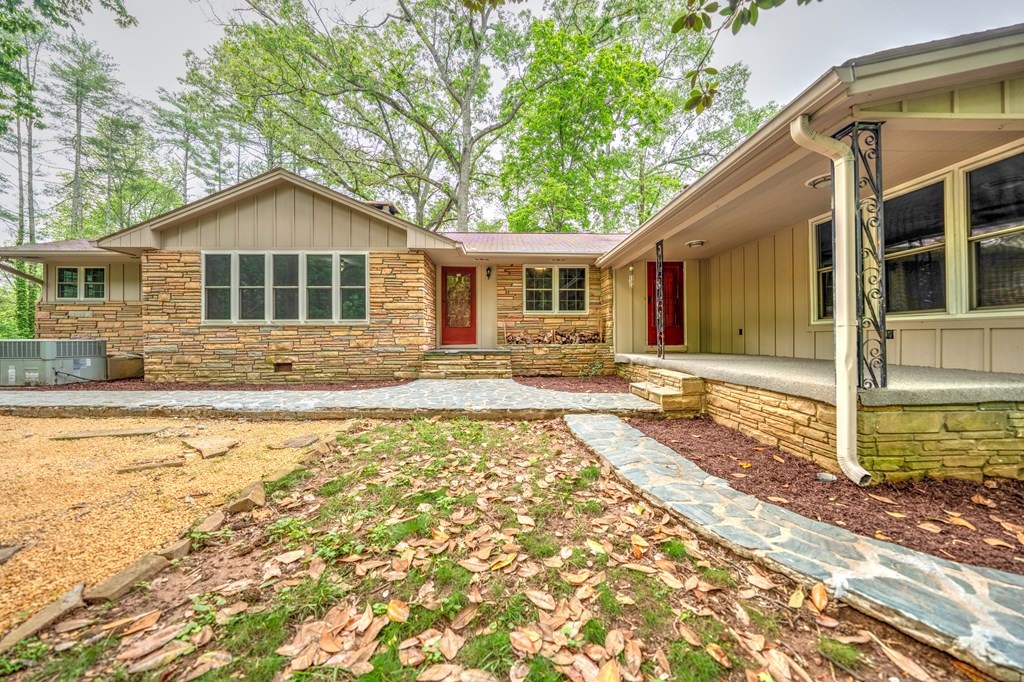 415902 Murphy Residential