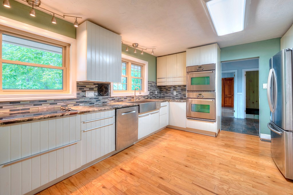 415902 Murphy Residential