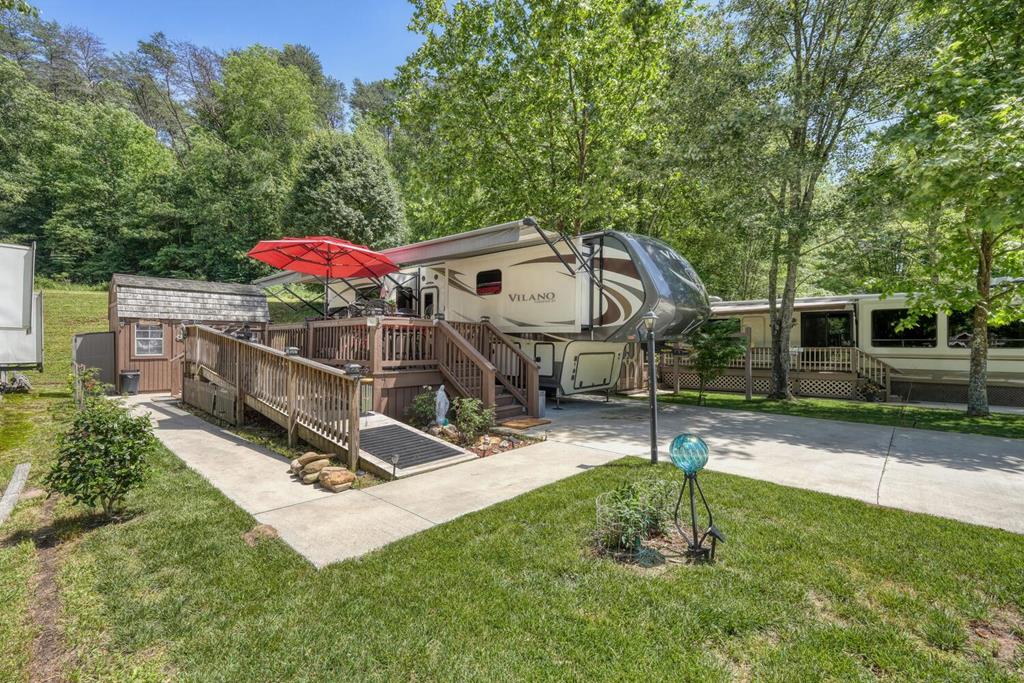 415917  Residential