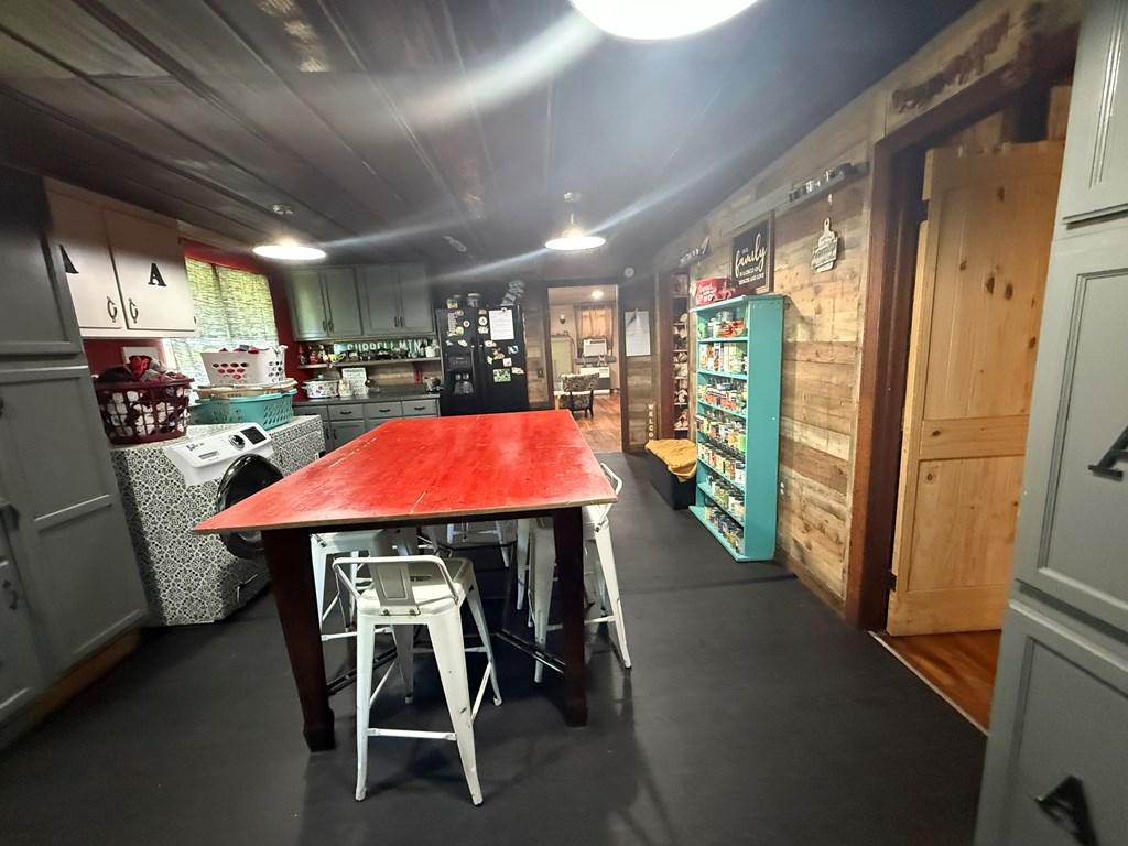 415928 Marble Residential