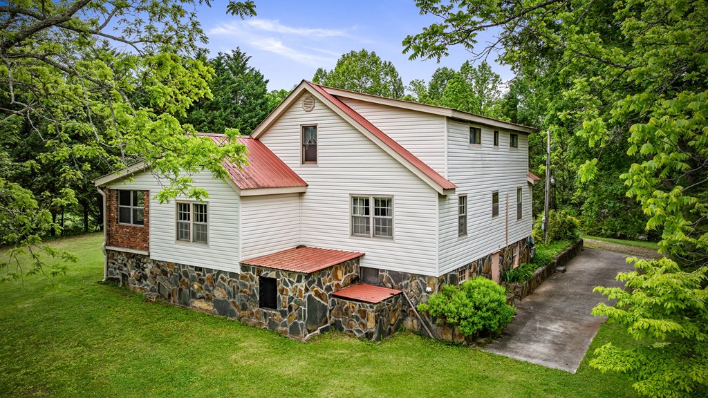 415930 Blue Ridge Residential