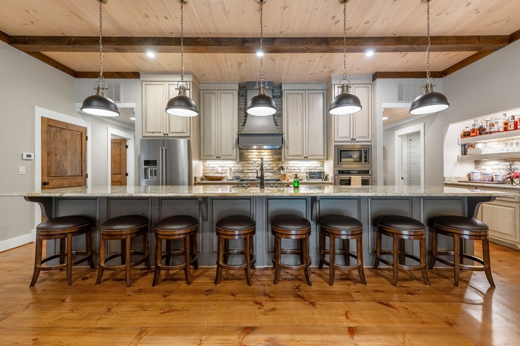 415935 Mineral Bluff Residential