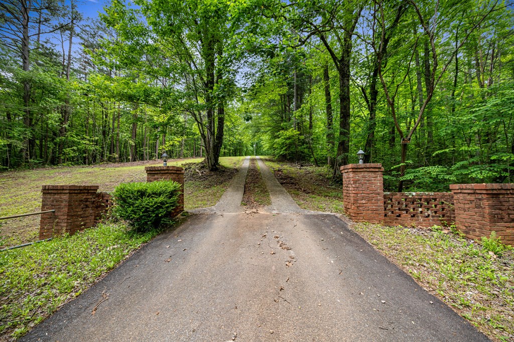 415942 Blue Ridge Residential