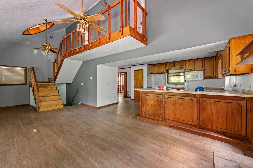 415943 Blue Ridge Residential