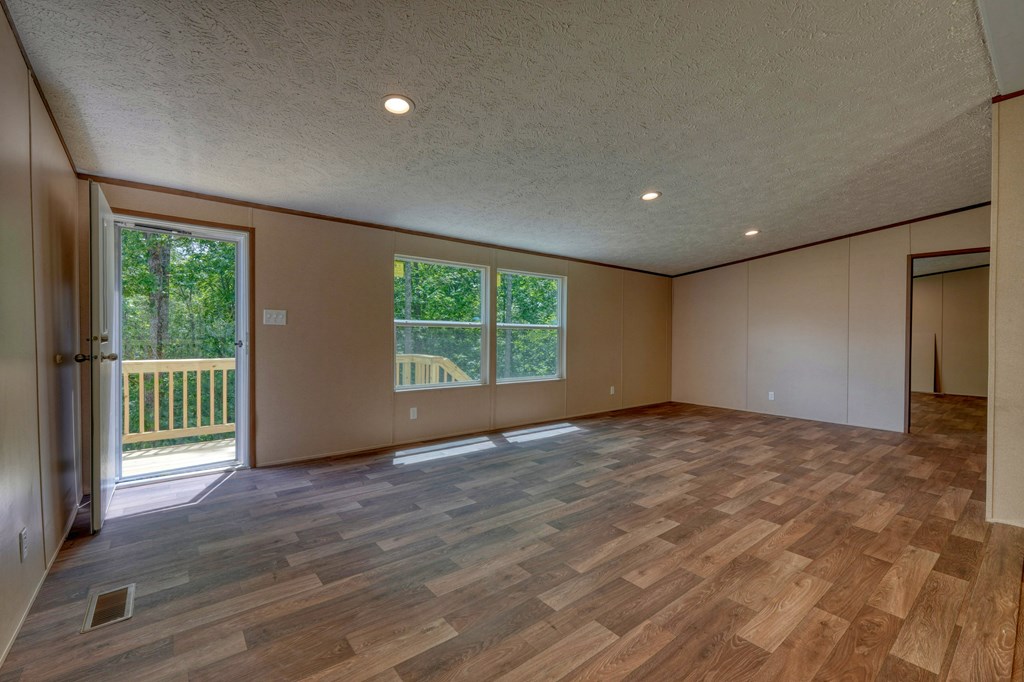 415947 Blairsville Residential