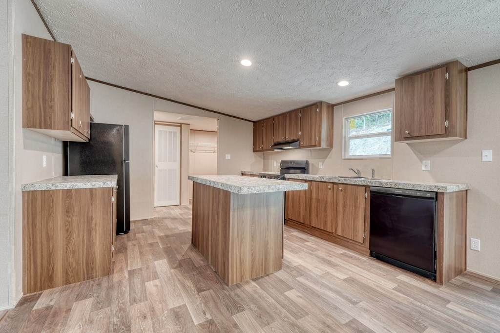 415947 Blairsville Residential