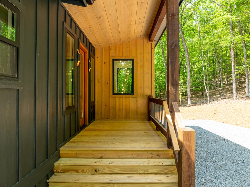 415951 Morganton Residential