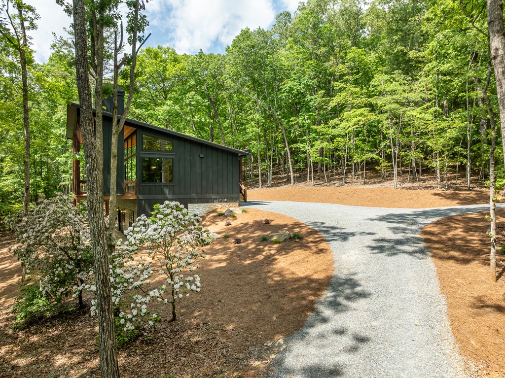 415951 Morganton Residential