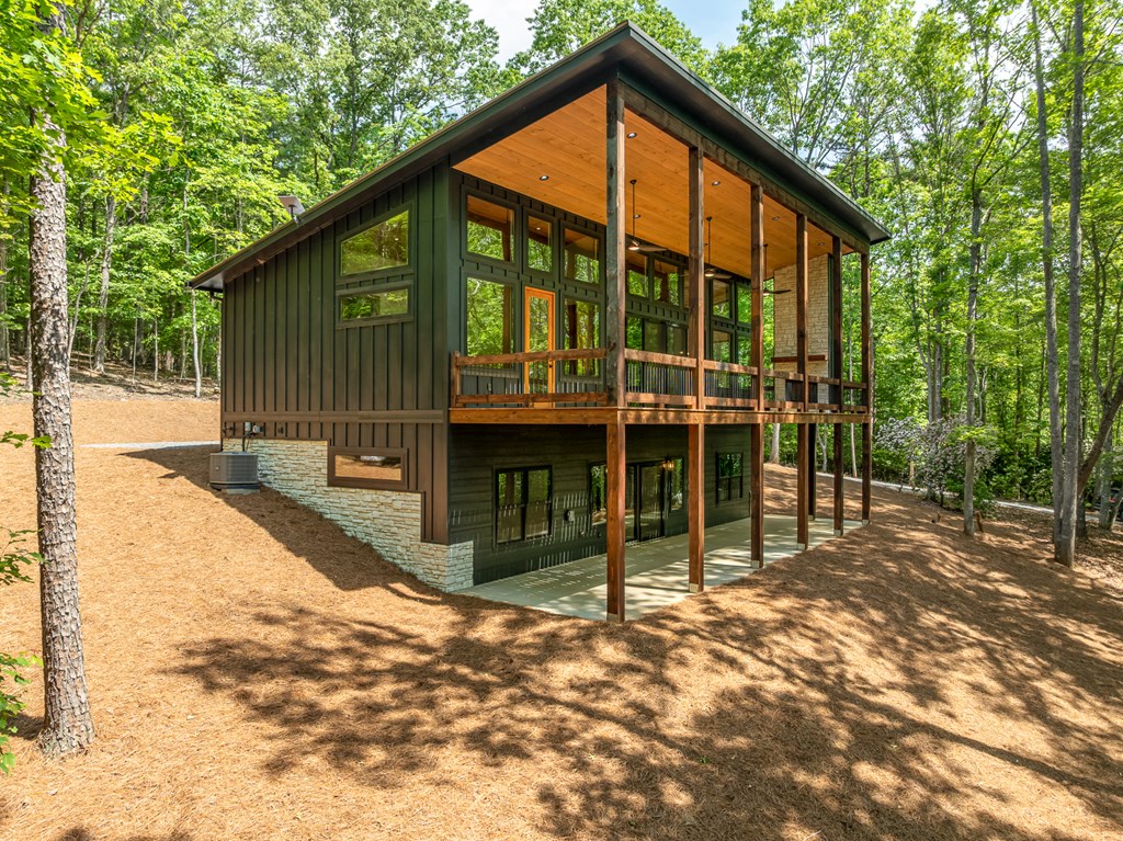415951 Morganton Residential