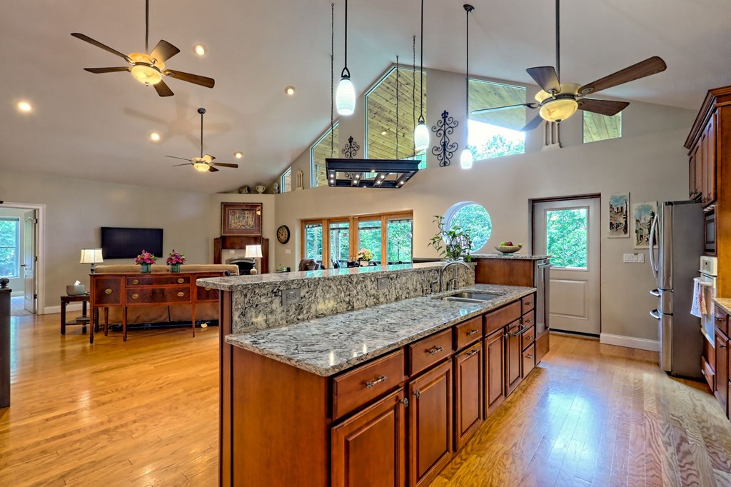 415954 Blairsville Residential