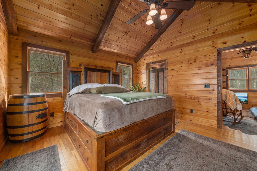 415958 Blue Ridge Residential