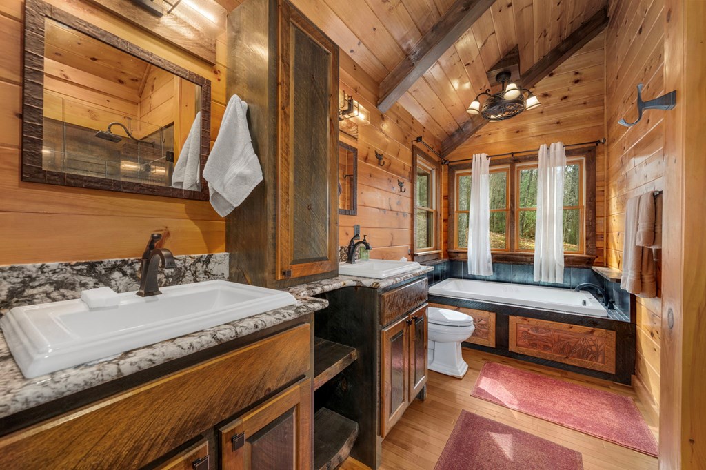 415958 Blue Ridge Residential
