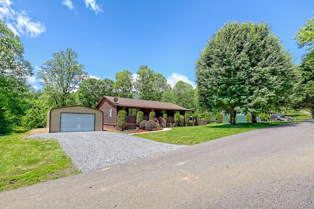 415960 Murphy Residential