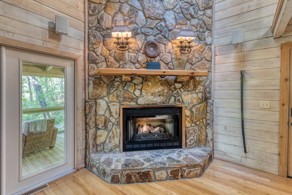 415961 Blue Ridge Residential