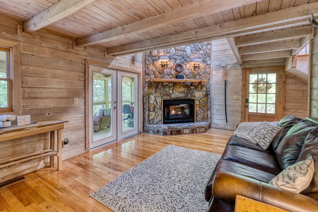 415961 Blue Ridge Residential