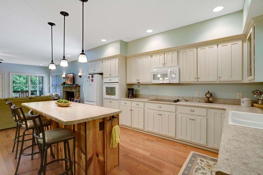 415966 Hiawassee Residential