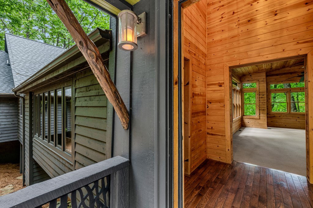 415988 Hayesville Residential