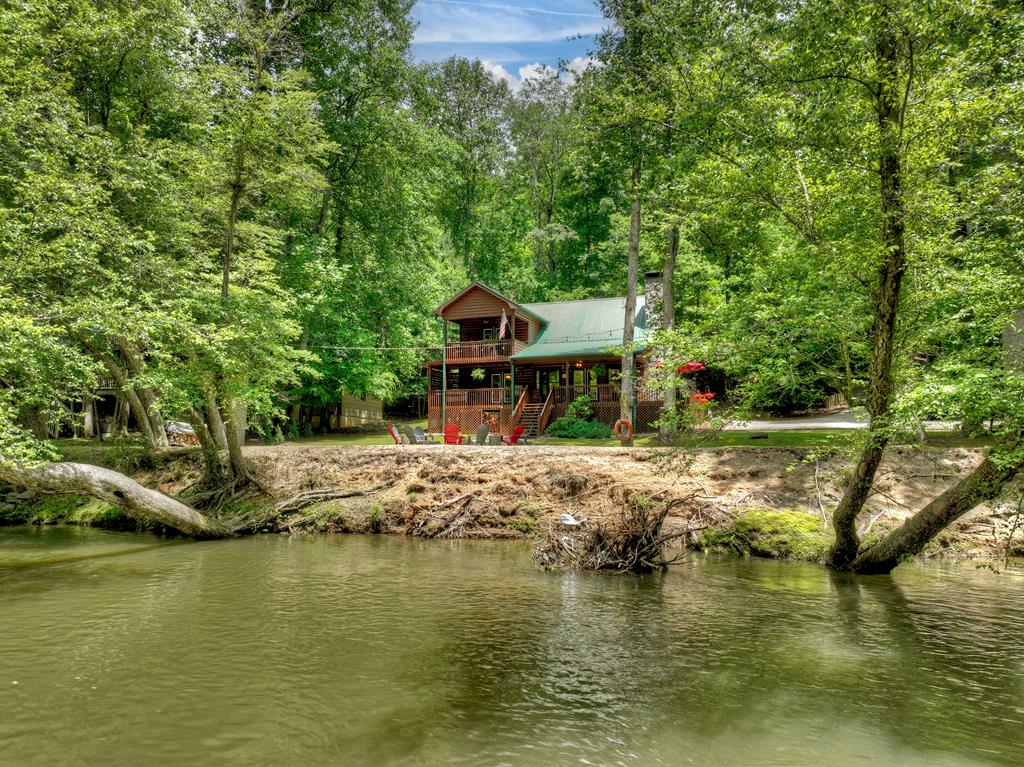 415996 Ellijay 