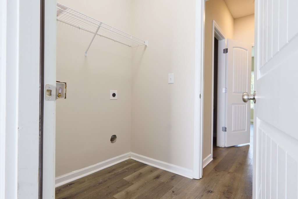 415998 Jasper Residential