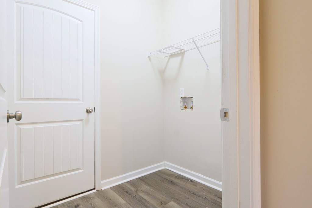 415998 Jasper Residential