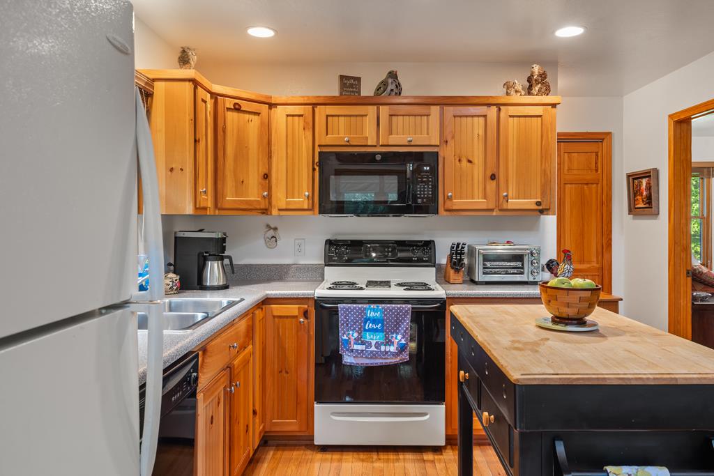 416000 Murphy Residential