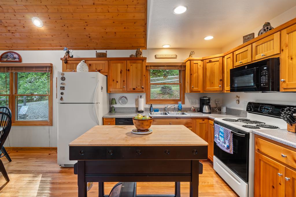 416000 Murphy Residential