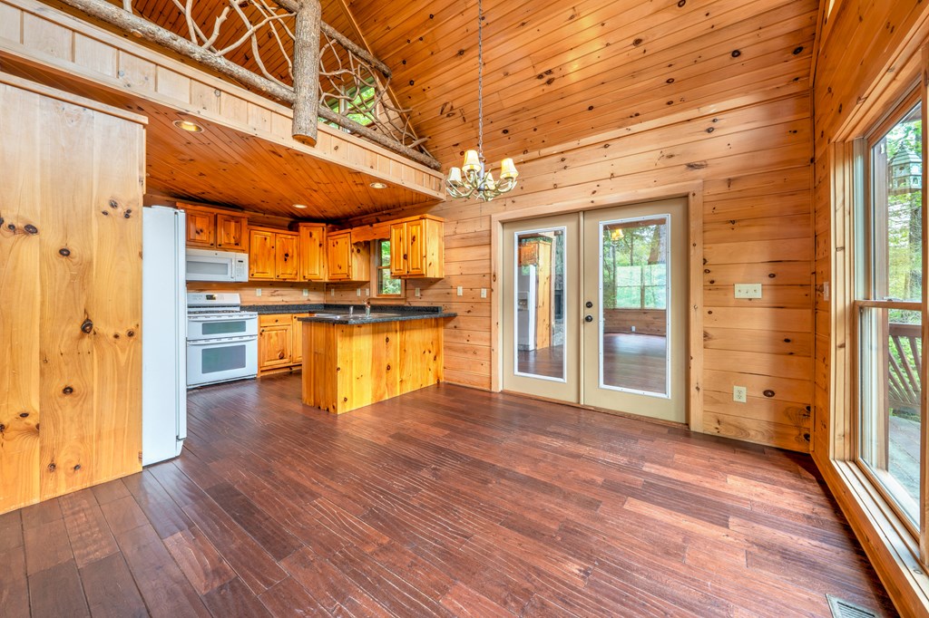 416008 Blue Ridge Residential