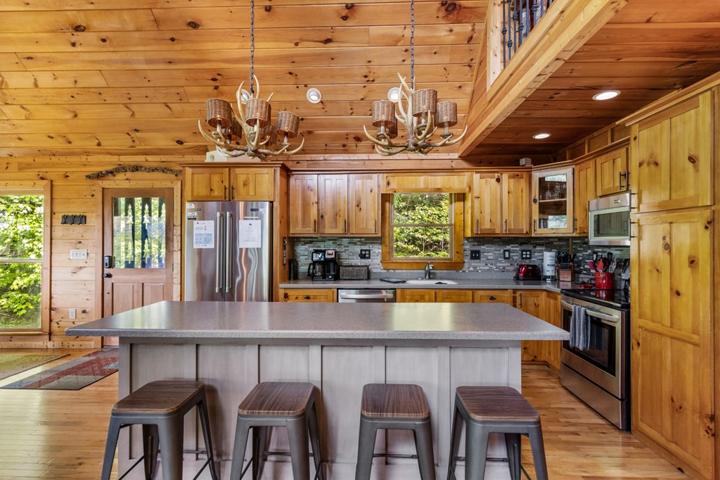 416011 Blue Ridge Residential