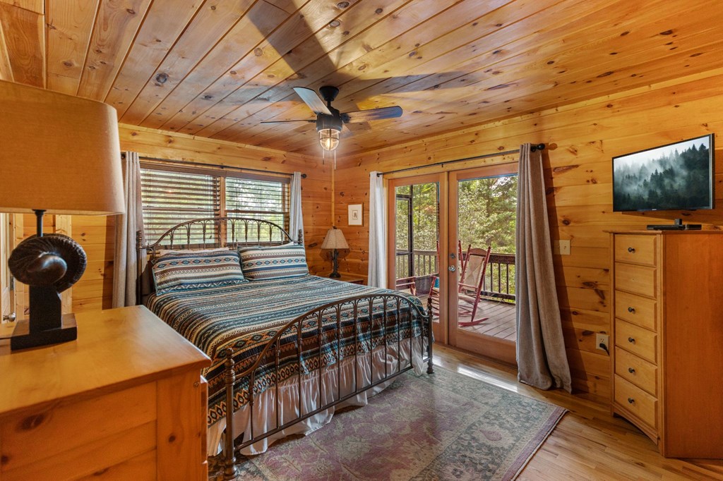 416011 Blue Ridge Residential