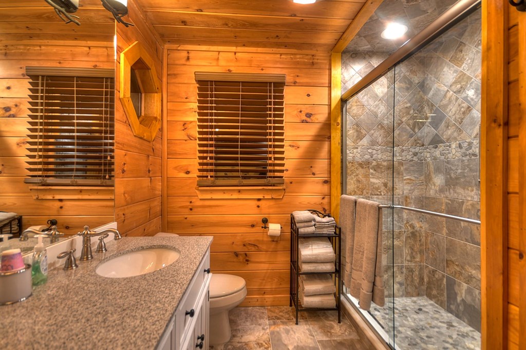 416011 Blue Ridge Residential