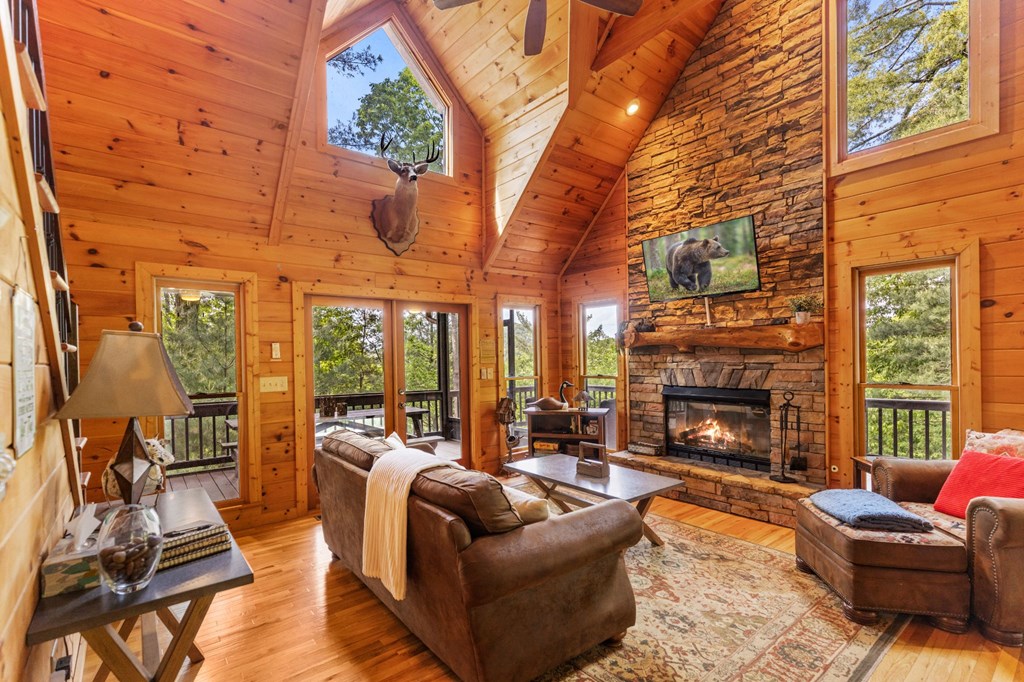 416011 Blue Ridge Residential