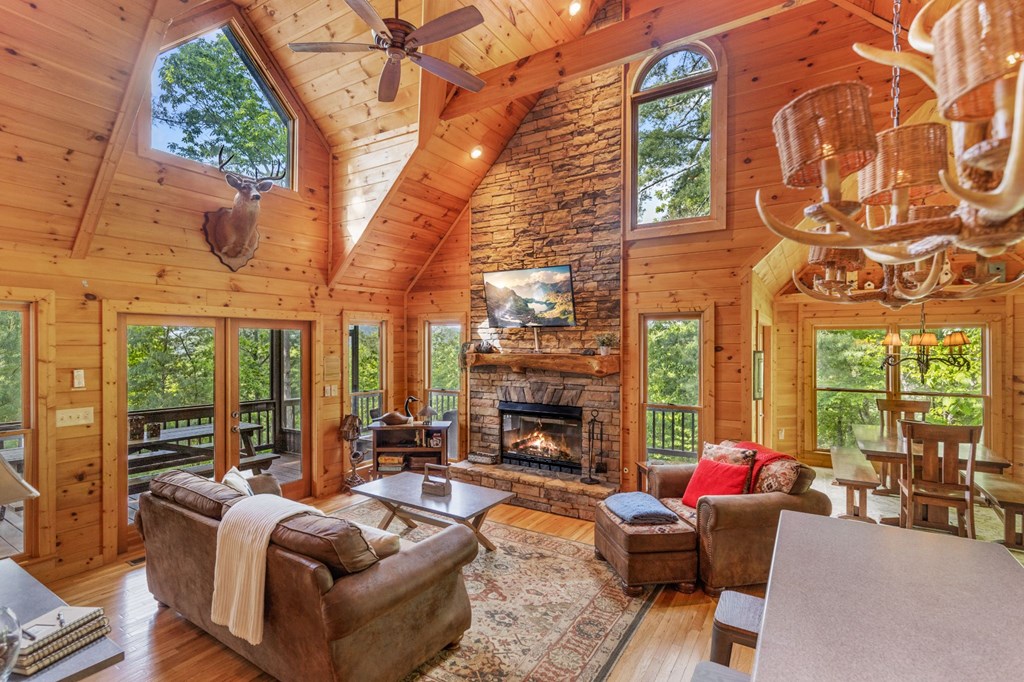 416011 Blue Ridge Residential