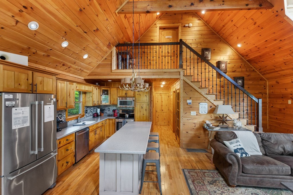 416011 Blue Ridge Residential