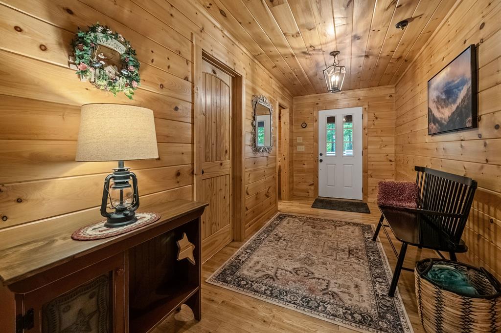 416017 Mineral Bluff Residential