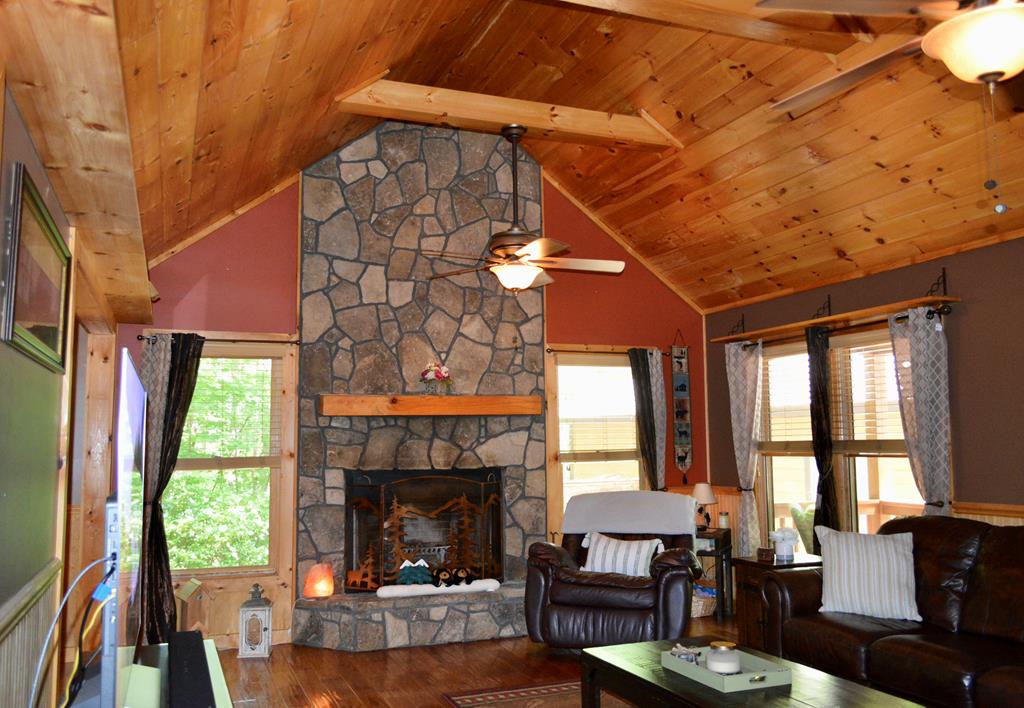 416023 Blue Ridge Residential