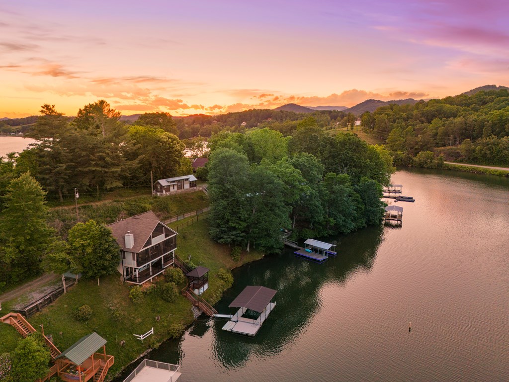 416038 Hayesville Residential