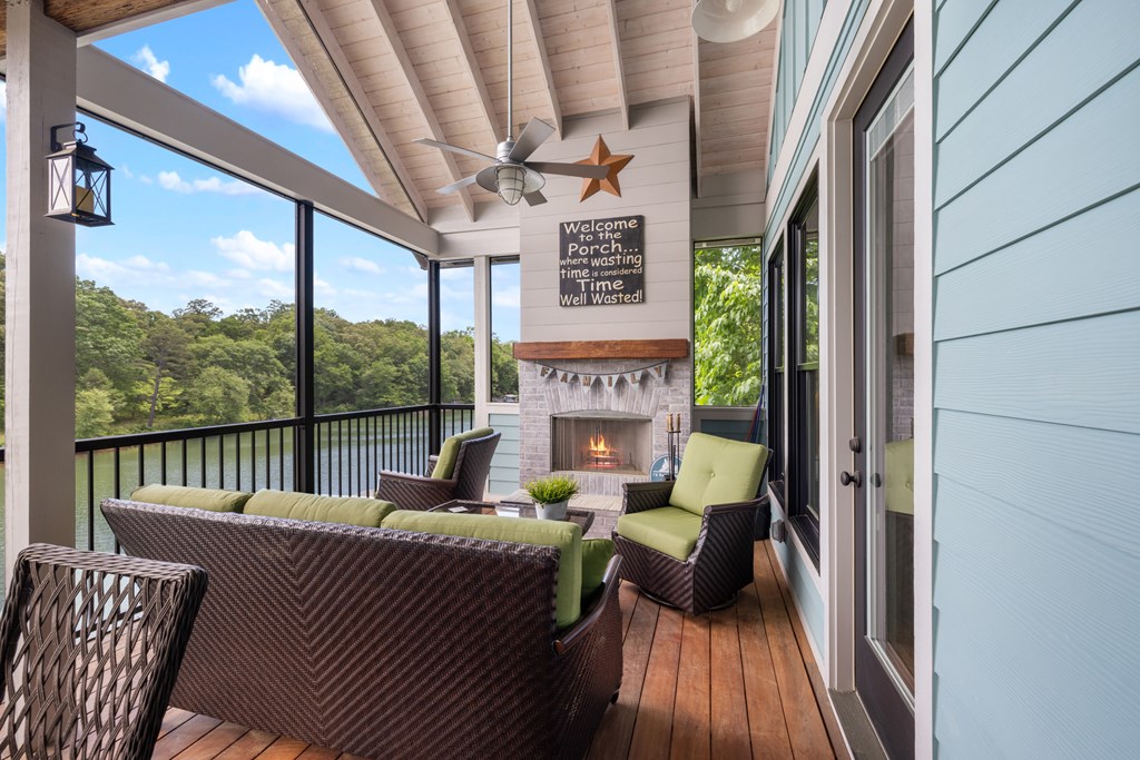 416038 Hayesville Residential