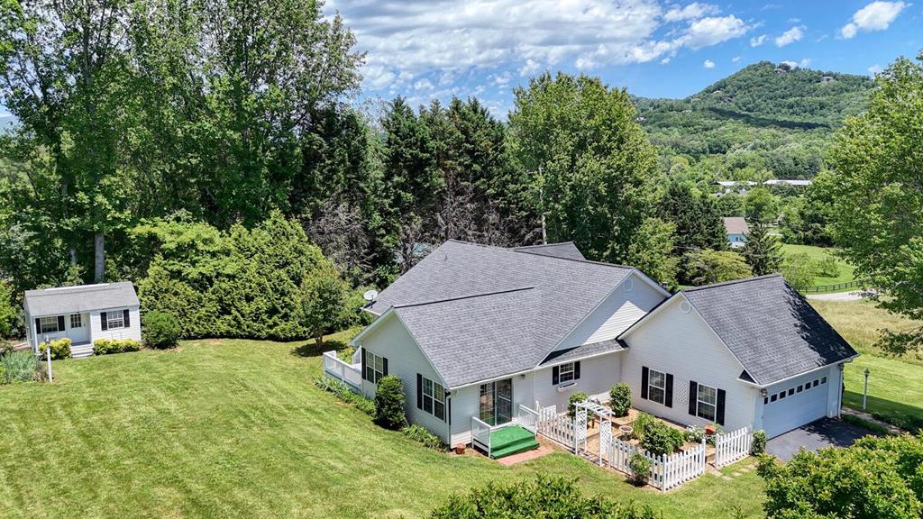 416046 Hiawassee 