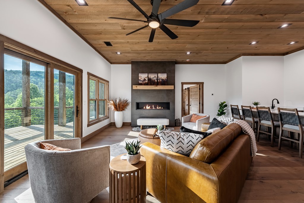 416049 Cherry Log Residential