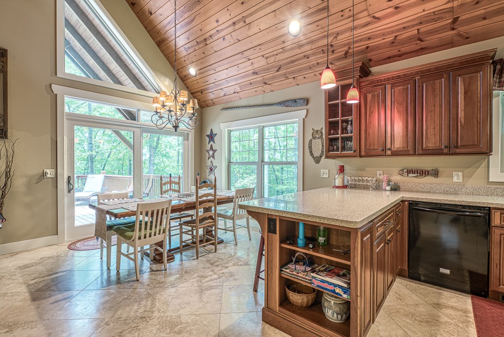 416052 Murphy Residential