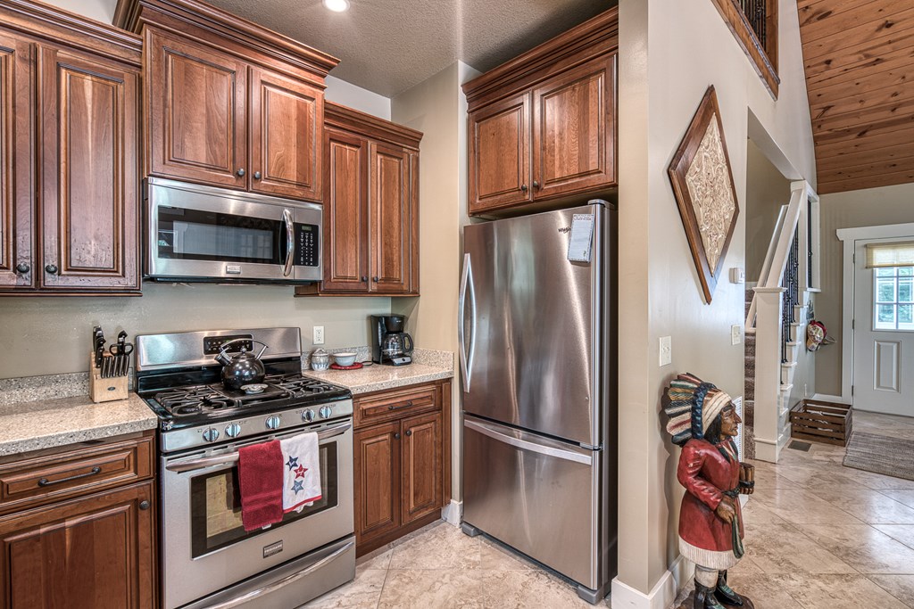 416052 Murphy Residential
