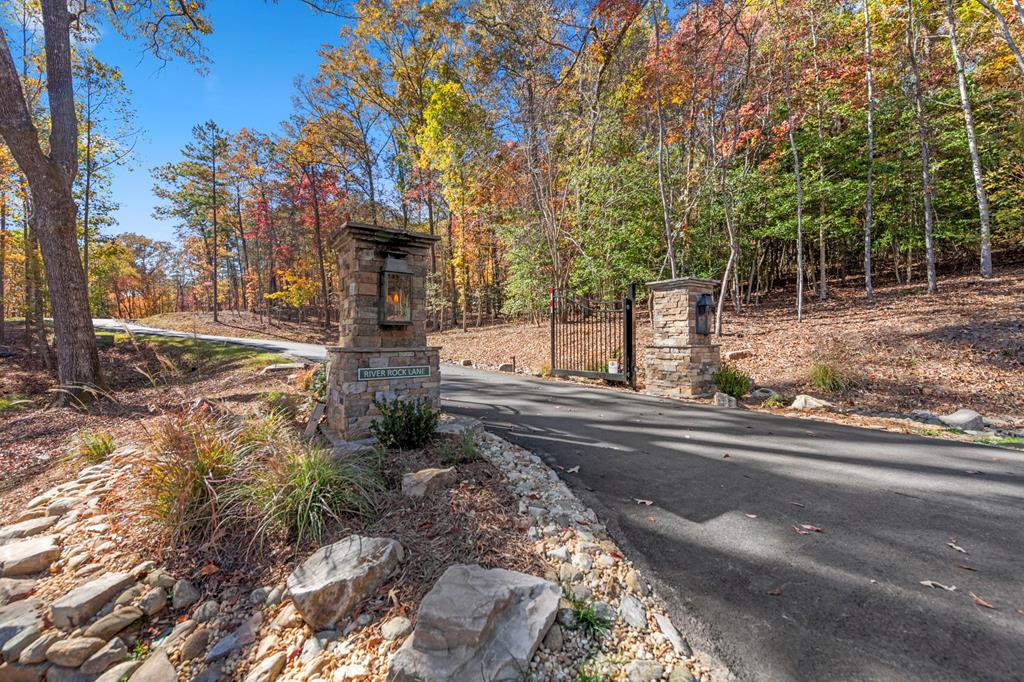 416067 Blue Ridge Residential
