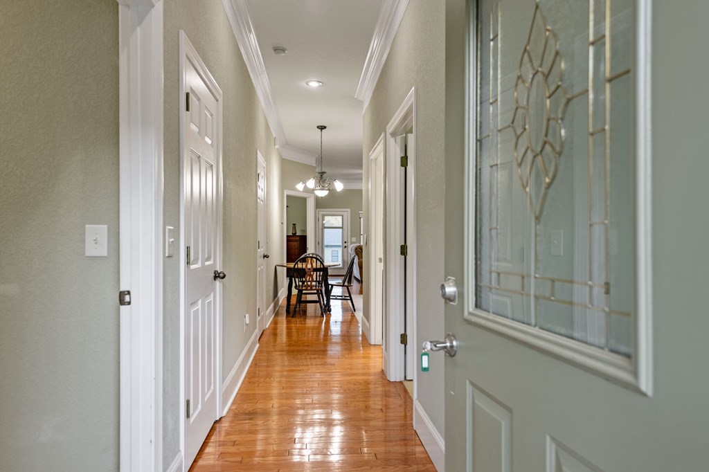 416068 Young Harris Residential