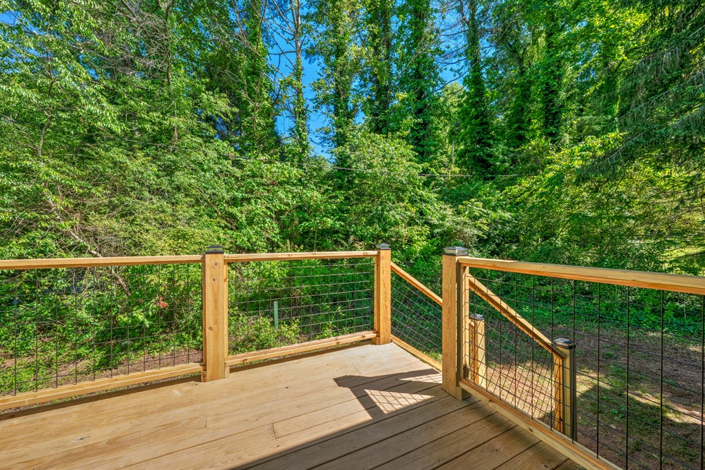 416069 Andrews Residential