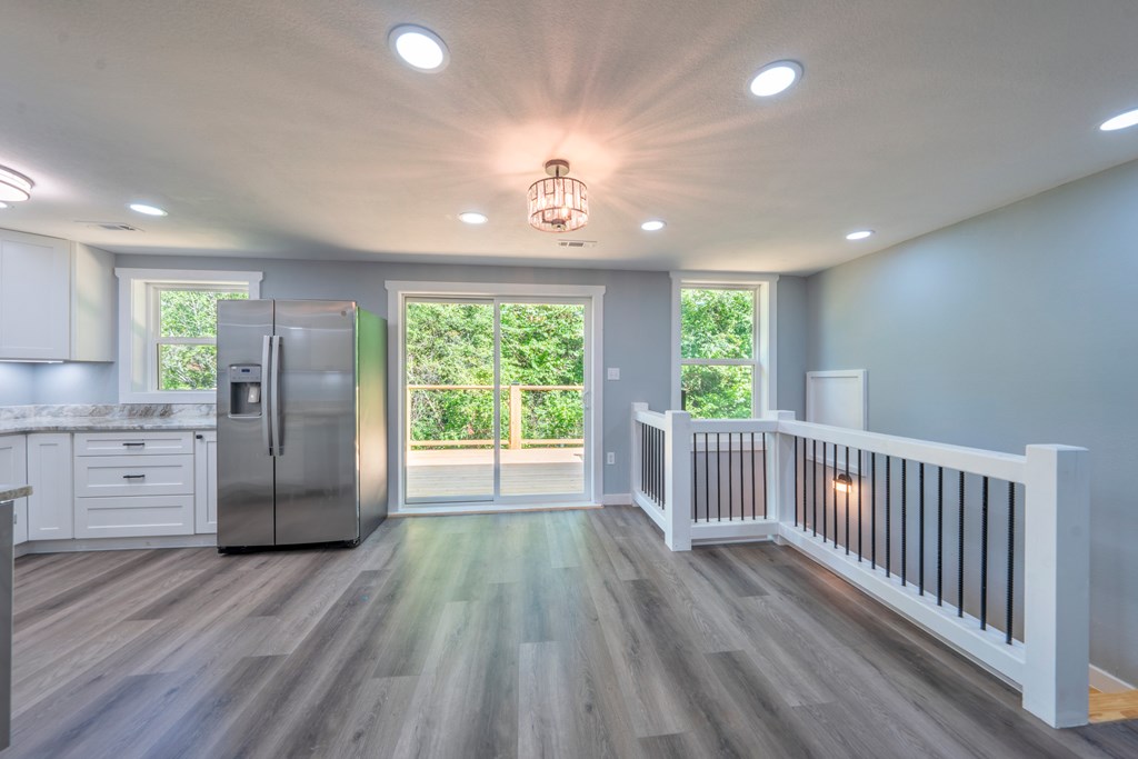416069 Andrews Residential